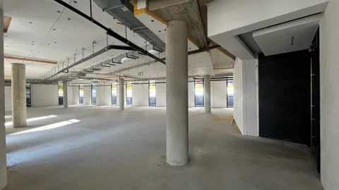 52 Katherine Street in Sandton has a 866m² Office Space Available To Let (5)